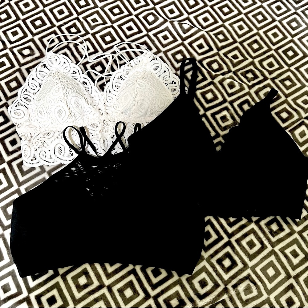 Victoria Secret Bralettes (2) Size Lg/XLg
